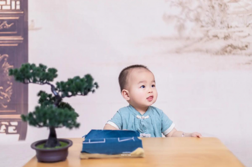 包头宝宝喊肚子疼怎么回事